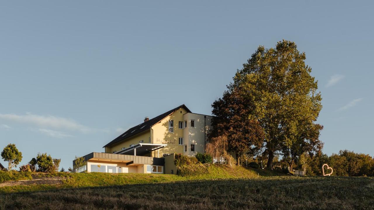 Gasthof Martinhof Hotel Sankt Martin im Sulmtal Bagian luar foto